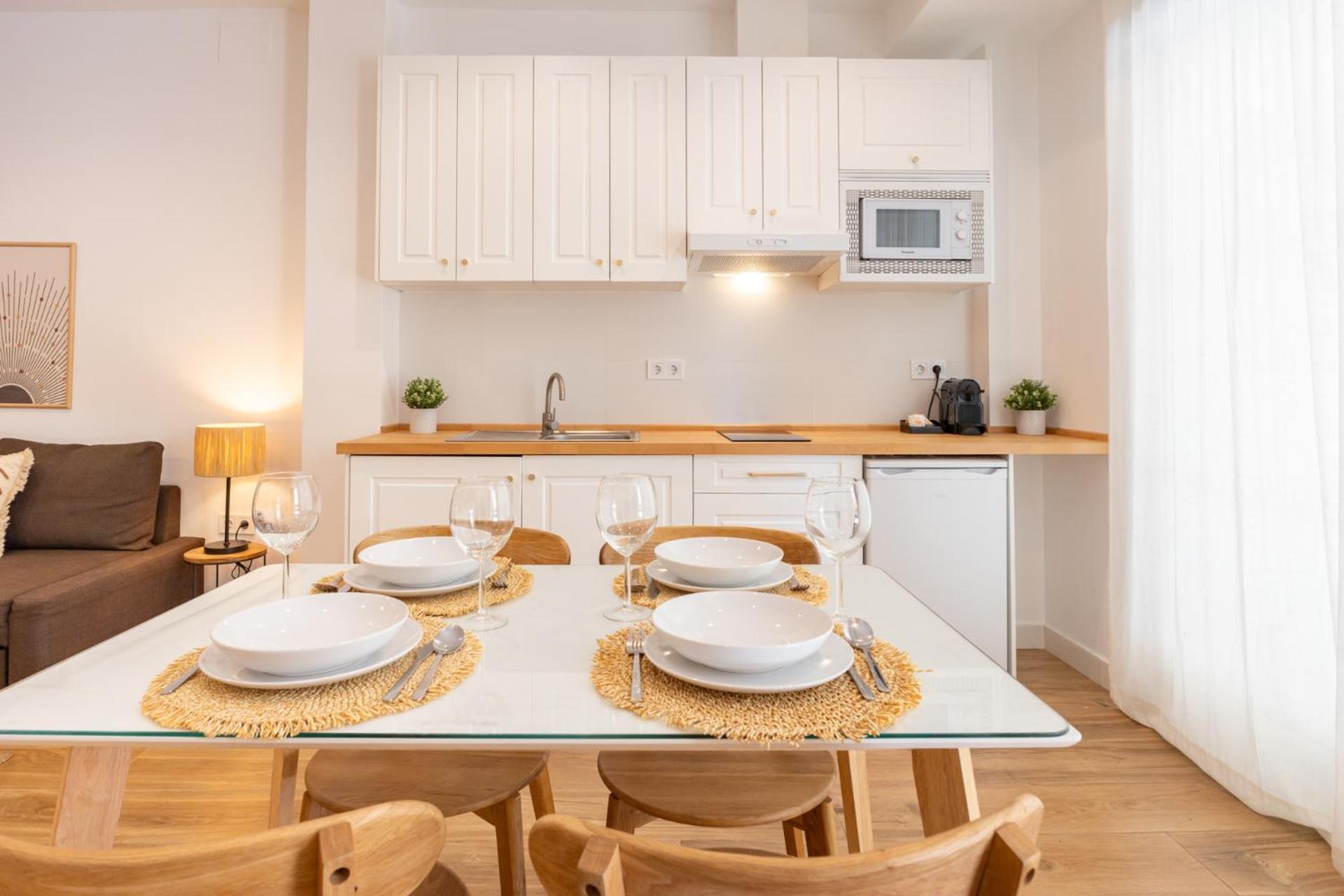 Isg Apartments Triana Estudio 2 إشبيلية المظهر الخارجي الصورة